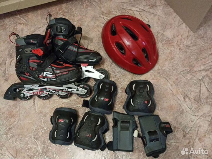 Роликовые коньки и защита