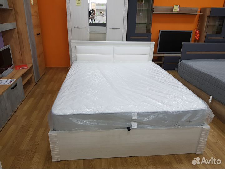Кровать 160*200 с подъёмником (матрас отдельно)
