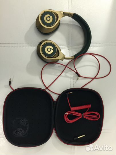 Beats Executive limited edition Audemars Piguet