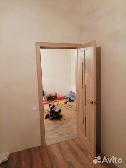 Установка входных и межкомнатных дверей