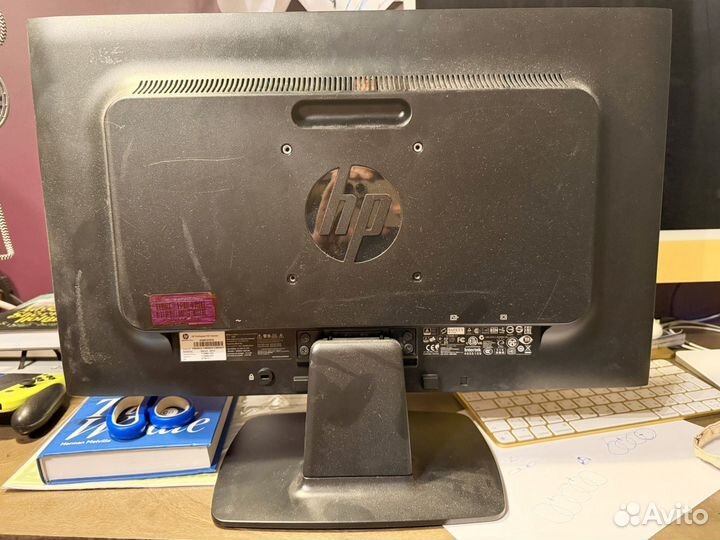 Монитор HP ProDisplay P221