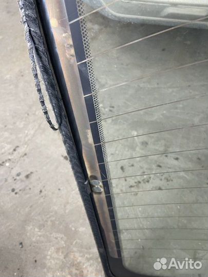 Стекло заднее Hyundai Solaris