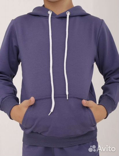 Костюм детский спортивныйновый 122 размер