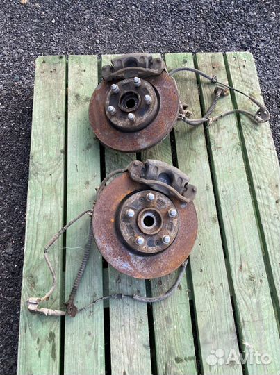 Суппорта передние Kia Ceed 1,6 MT G4FC 2006-2010