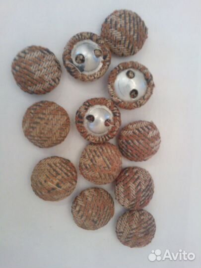 Пуговицы