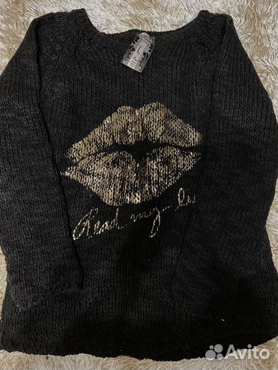 Свитер кофта