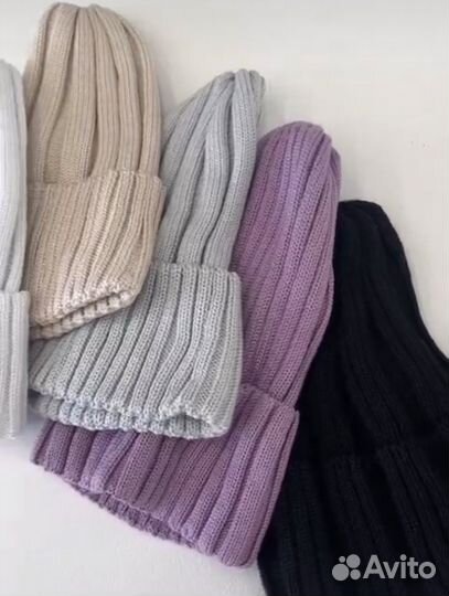 Шапка женская на весну