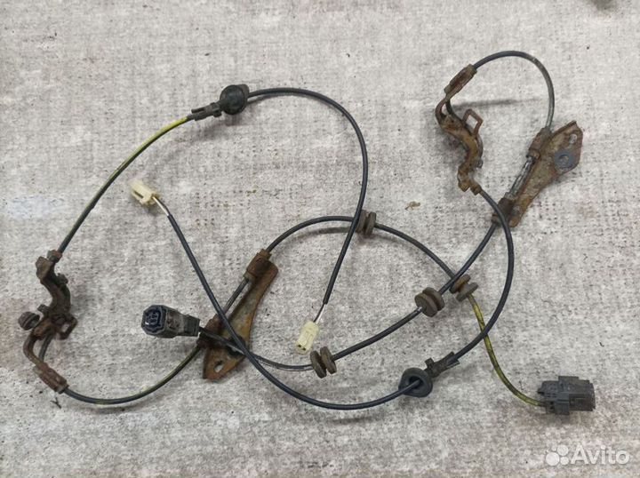 Проводка датчика З.Л. ABS Toyota Corolla E150