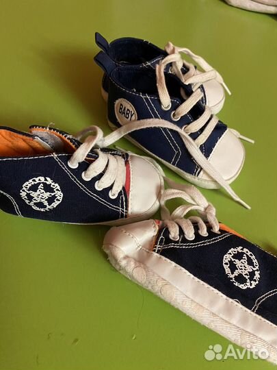 Обувь для малыша пакетом