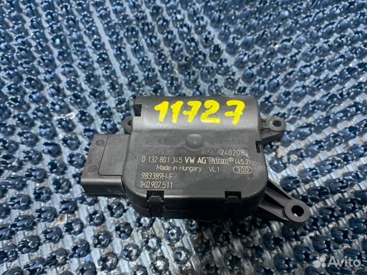 Сервопривод заслонок печки Volkswagen Passat