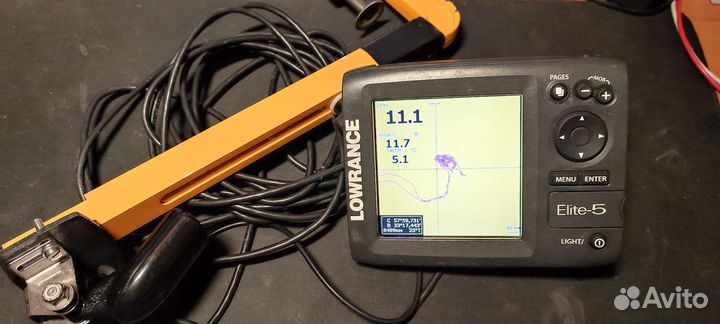 Эхолот lowrance Elite 5