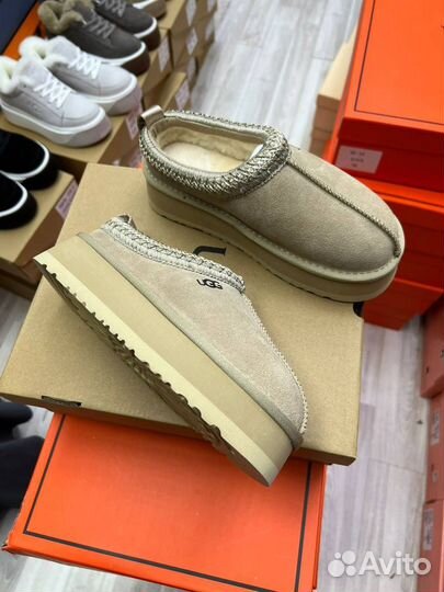 UGG Tazz Platform