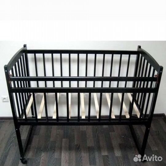 Детская кроватка - полный комплект