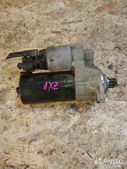 Стартер Volkswagen Passat B6 3.2 AXZ