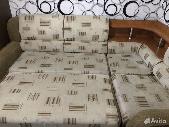 Угловой диван бу