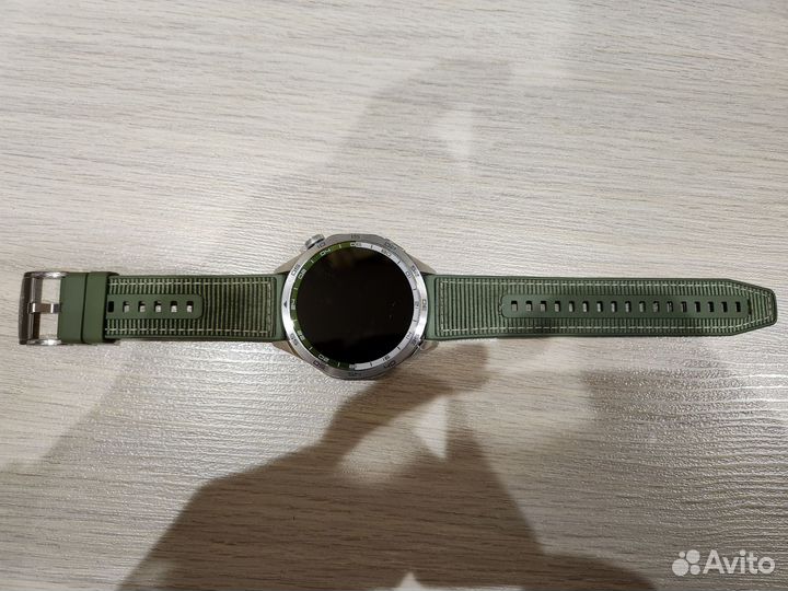 Смарт-часы huawei Watch GT4 и зарядка (шнур)