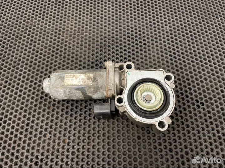 Моторчик раздатки Land Rover Range Rover L322