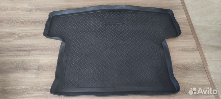 Коврик в багажник Шевроле Каптива