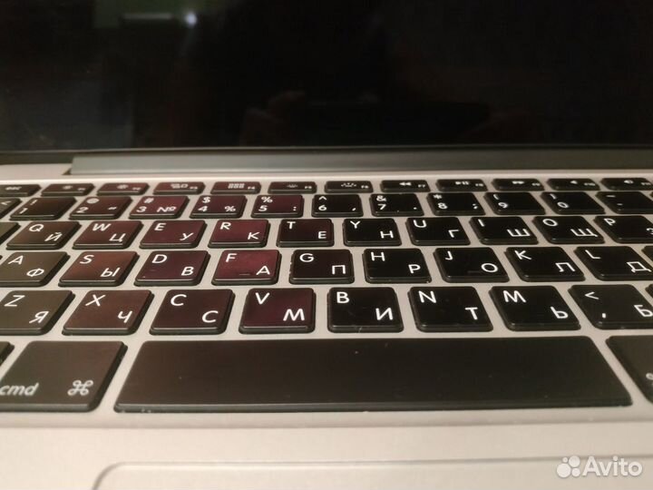 Продам Apple MacBook 13 2016 года на 128gb