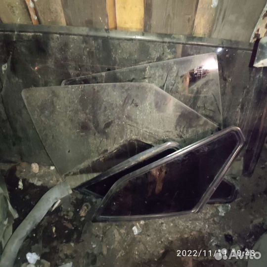 Продаю стёкла на ваз 2114-2115