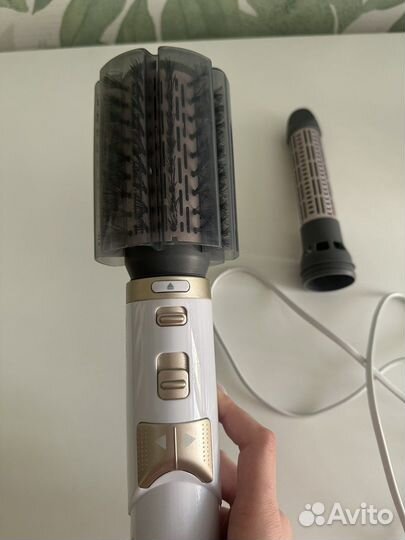Фен щетка Philips hp8664