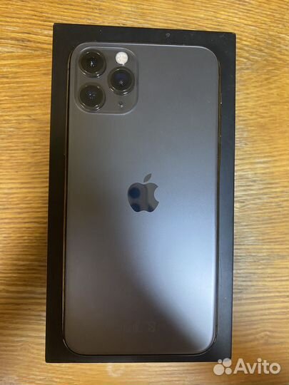 iPhone 11 Pro, 64 ГБ