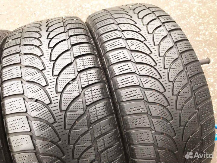 Bridgestone Blizzak LM-80 235/55 R18