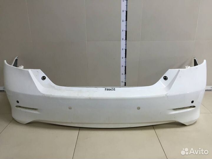 Бампер задний Toyota Camry