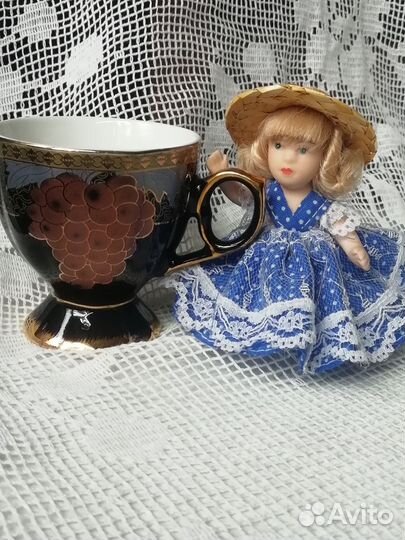 Кукла фарфоровая коллекционная