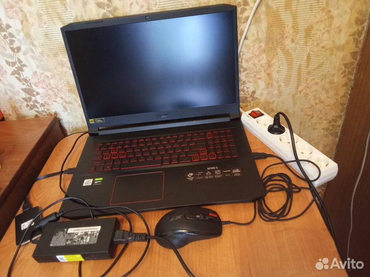 Acer Nitro 5 gtx1650 Intel Core i5 10300H