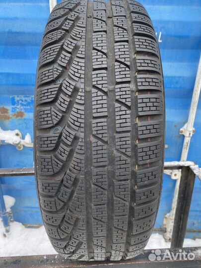 Pirelli Winter Sottozero 210 Serie II 225/60 R17 99H