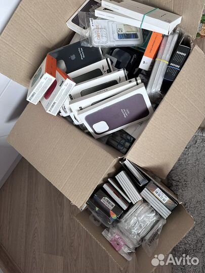 Аксессуары для телефонов