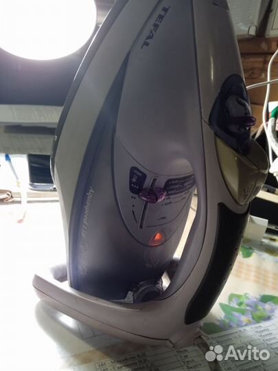Утюг с парогенератором Tefal