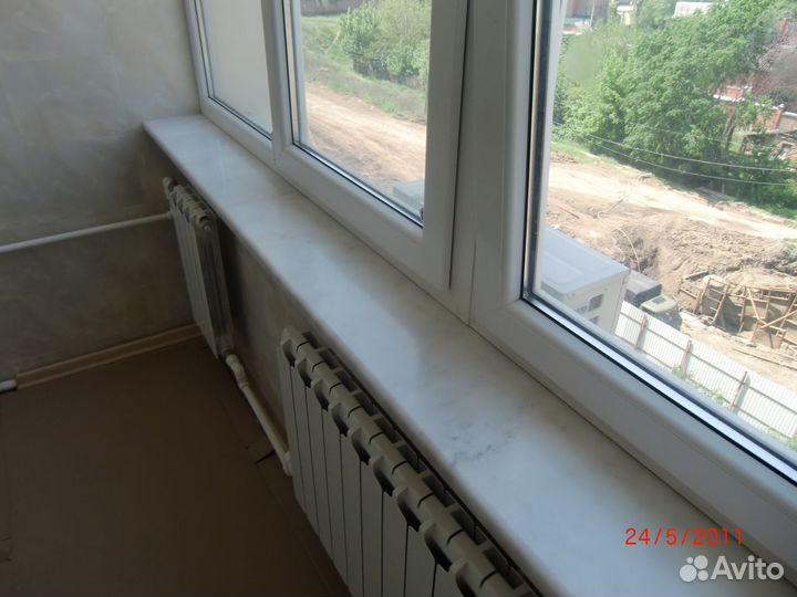 Подоконник из камня, по форме и толщине