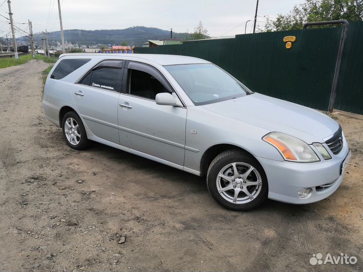 Продам комплект литья с резиной 205 55 R16 5 114.3