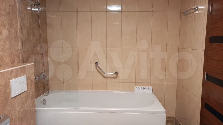 3-к. квартира, 108 м², 3/14 эт.