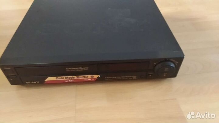 Видеомагнитофон sony
