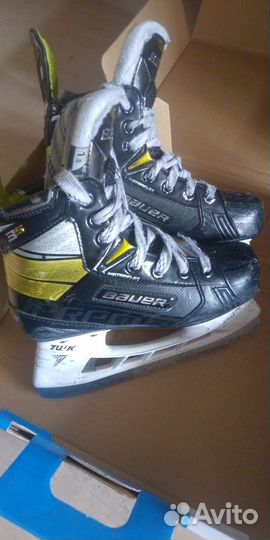 Профессиональные хоккейные коньки bauer детские