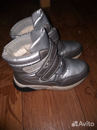Зимние ботинки для девочки 33