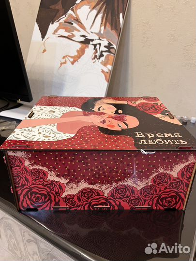 Коробка подарочная