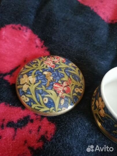 Шкатулка костяной фарфор