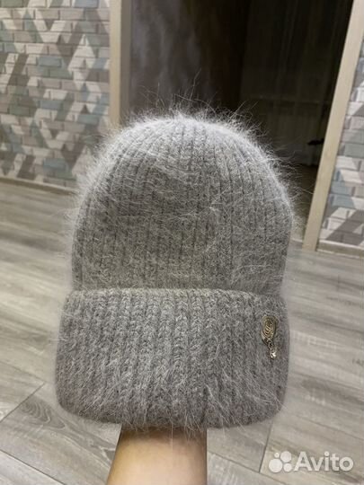 Шапка зимняя из ангоры женская