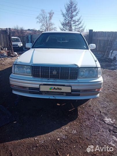 Toyota Crown 2.0 AT, 1999, 280 000 км