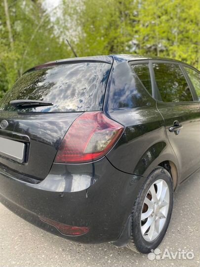 Kia Ceed 1.6 МТ, 2011, 280 000 км