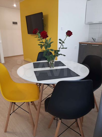 2-к. квартира, 45 м², 2/4 эт.