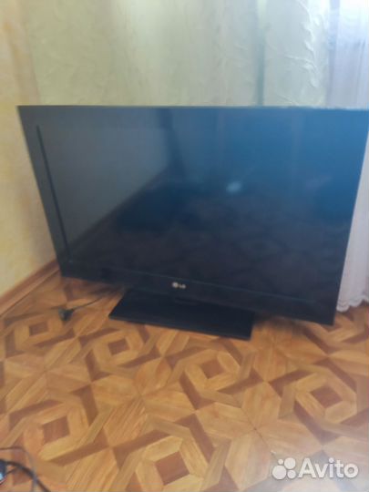 Телевизор ЖК 32 дюйма бу