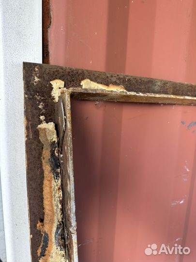 Дверь входная железная бу 87*203