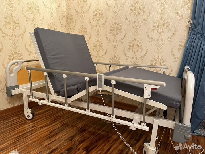 Медицинская кровать для лежачих больных