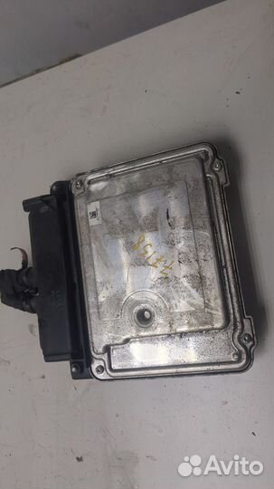 Блок управления двигателем Audi TT (8J), 2011