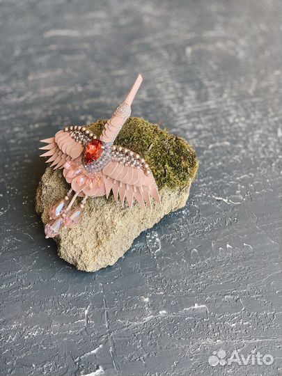 Брошь «Красный журавль»